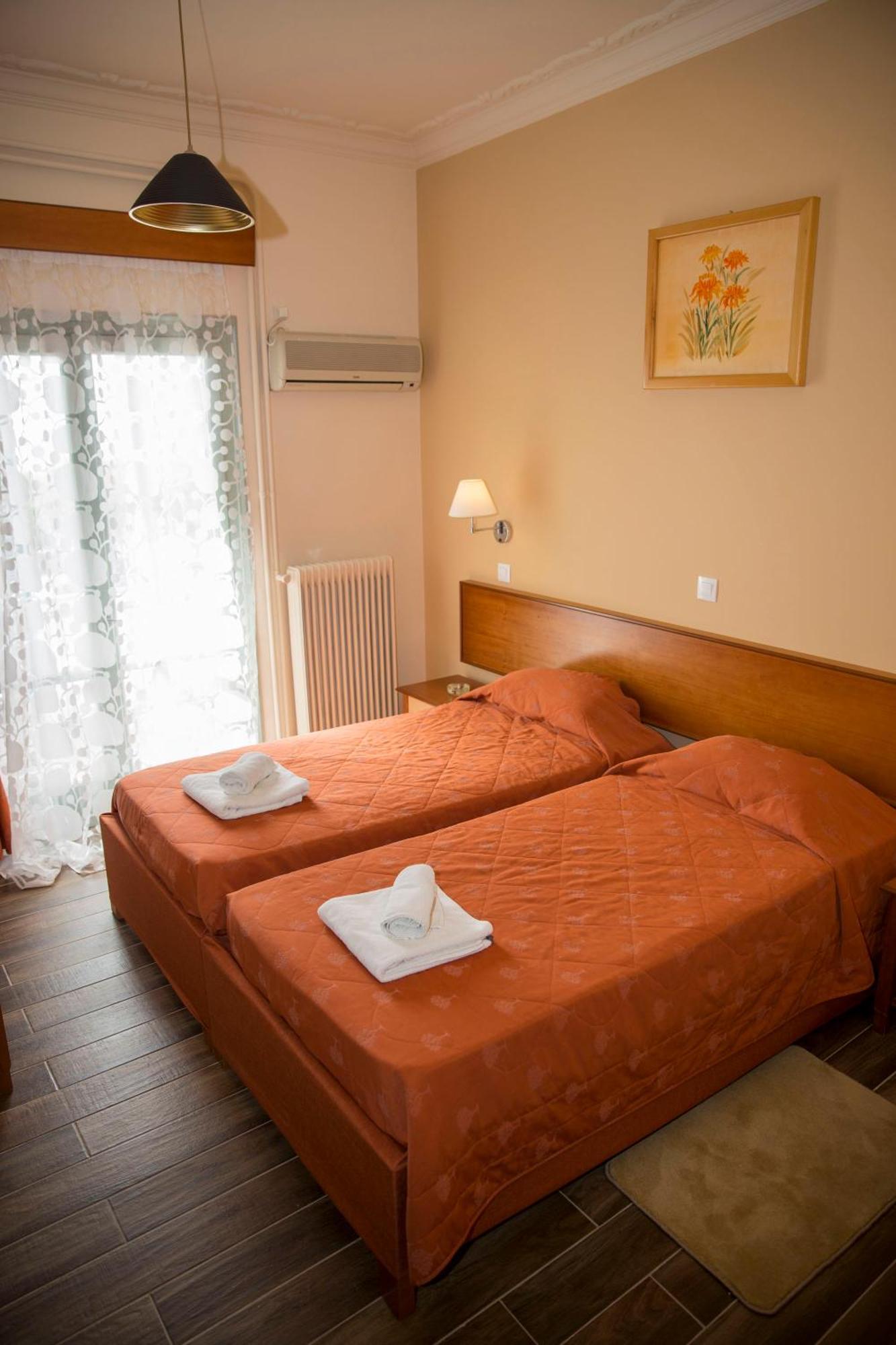 Togias Hotel Aegina Exterior photo