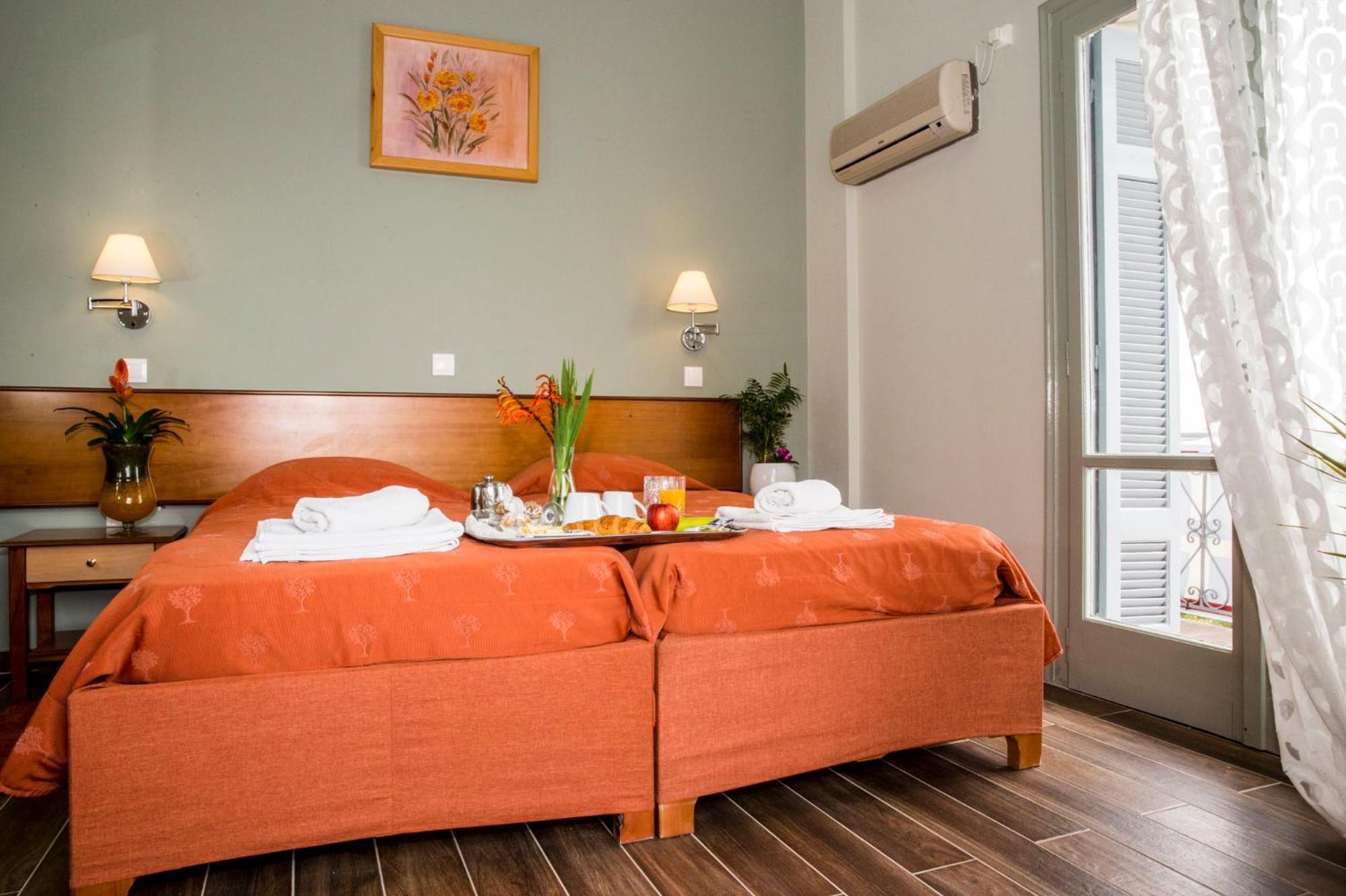 Togias Hotel Aegina Exterior photo