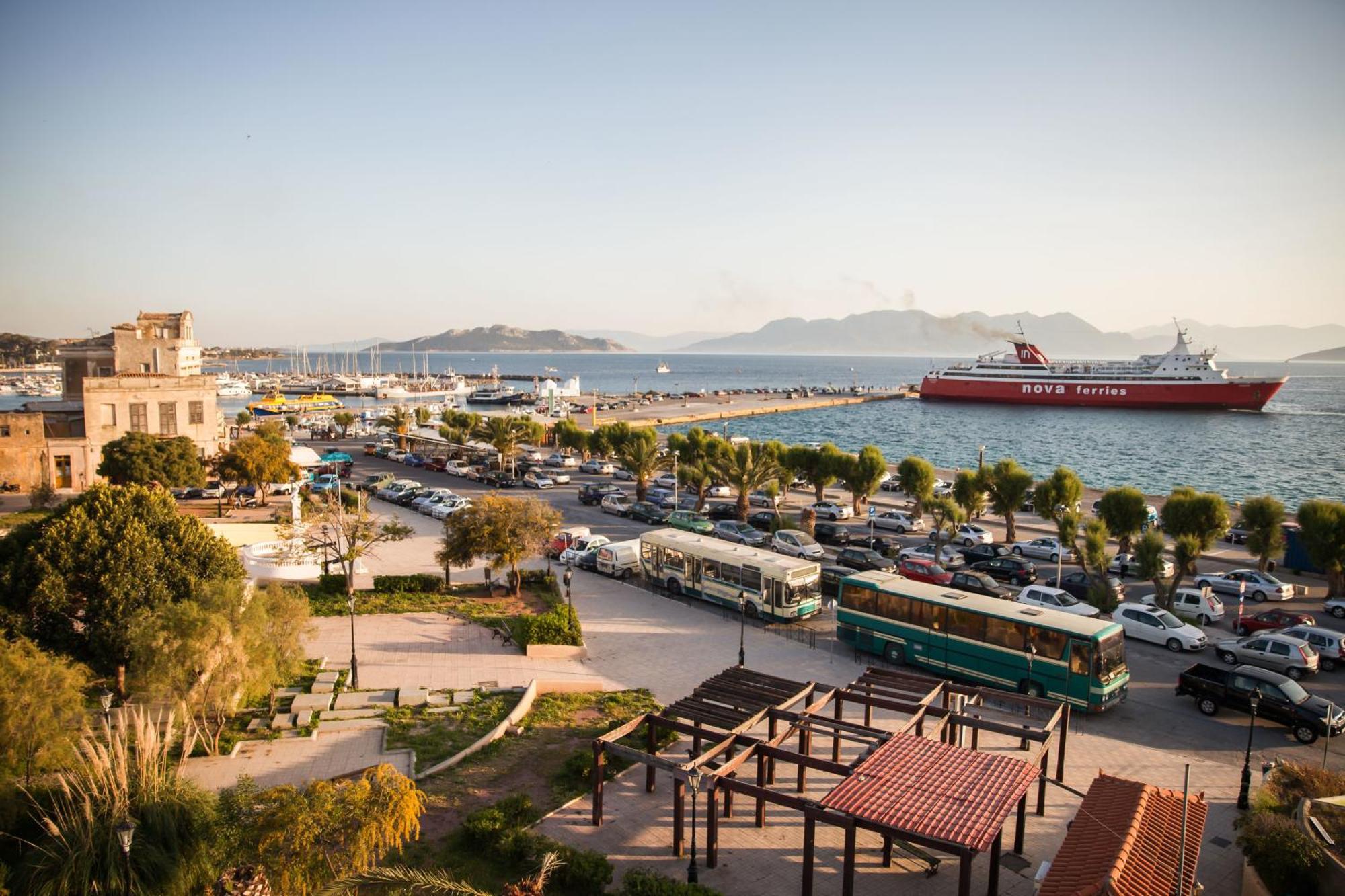 Togias Hotel Aegina Room photo