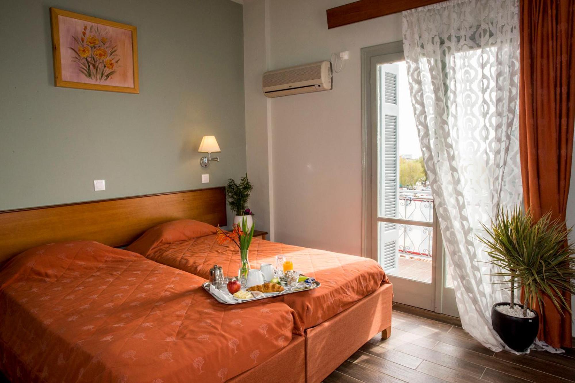Togias Hotel Aegina Exterior photo